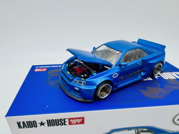 MINI GT 1:64 NISSAN SKYLINE GTR R34 KAIDO WORKS SHINJUKU V2  158 NOVEDAD - Imagen 2
