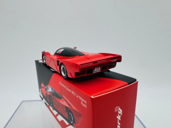 SPARK 1:64 PORSCHE DAUER 962 LE MANS RED - Imagen 3
