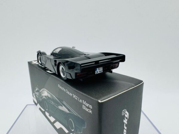 SPARK 1:64 PORSCHE DAUER 962 LE MANS BLACK - Imagen 3