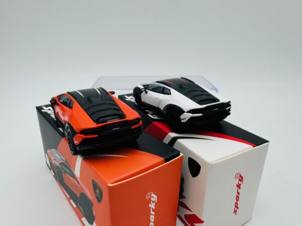 SPARK 1:64 SET LAMBORGHINI HURACAN STERRATO - Imagen 6