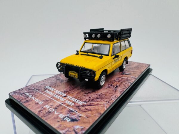 INNO 1:64 RANGE ROVER CAMEL TROPHY 1982 - Imagen 3
