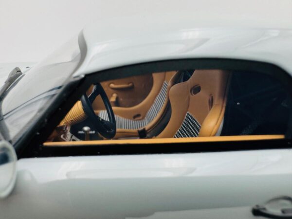 GT SPIRTIS 1:18 STROSEK MEGA 30 SPEEDSTER - Image 3
