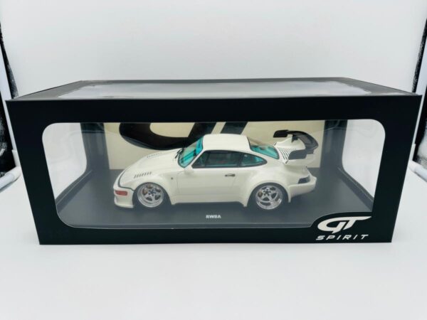 GT SPIRTIS 1:18 PORSCHE RWBA