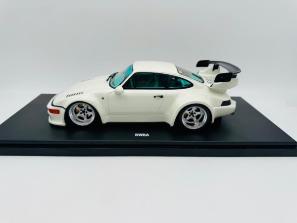 GT SPIRTIS 1:18 PORSCHE RWBA - Image 2