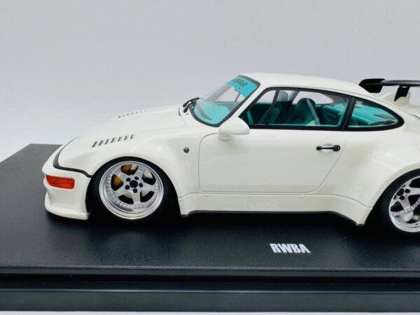GT SPIRTIS 1:18 PORSCHE RWBA - Image 3