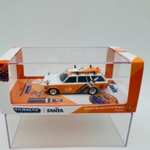 TARMAC WORKS 1:64 DATSUN 510 WAGON FANTA