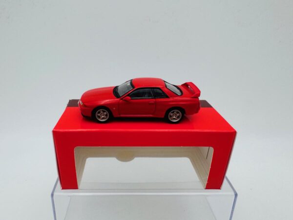 TARMAC WORKS 1:64 NISSAN SKYLINE GTR R32 RED