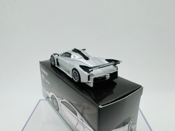 TARMAC WORKS 1:64 PAGANI HUAYRA R SATIN SILVER - Imagen 3