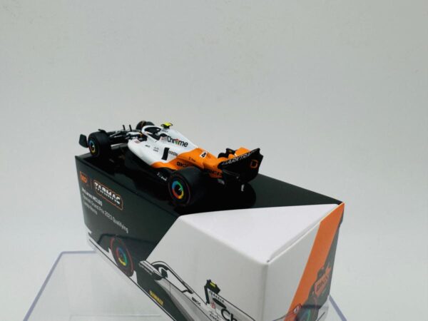 TARMAC WORKS 1:64 MCLAREN MCL60 SPAIN GRAND PRIX 2023 LANDO NORRIS - Imagen 3