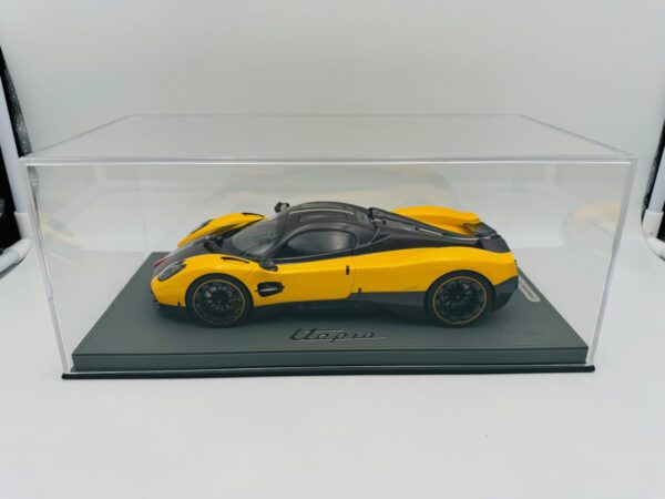 BBR 1:18 PAGANI UTOPIA GIALLO GINEVRA - Imagen 2