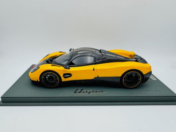 BBR 1:18 PAGANI UTOPIA GIALLO GINEVRA