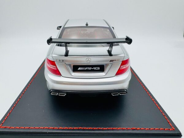 NICE AUTO 1:18 MERCEDES BENZ C63 AMG BLACK SERIES SILVER - Imagen 12