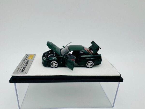 PGM 1:64 NISSAN GTR R34 Z-TUNE BRITISH GREEN – Image 7