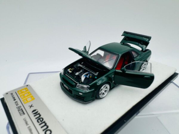 PGM 1:64 NISSAN GTR R34 Z-TUNE BRITISH GREEN – Image 8