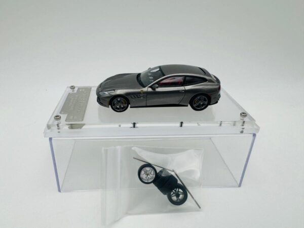 KNIGHT 1:64 FERRARI GTC4 LUSSO GRIGIO