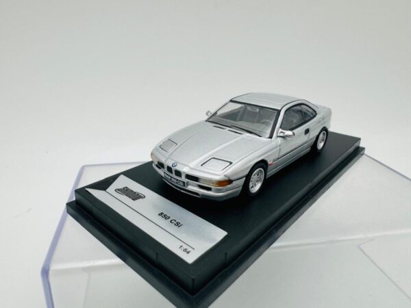 SHADOW 1:64 BMW 850 CSI SILVER - Image 2