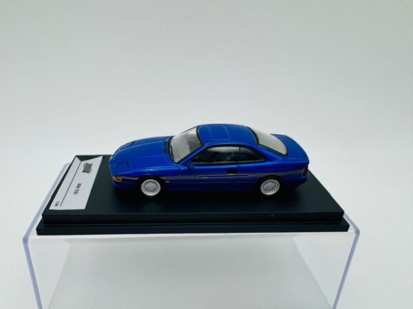 SHADOW 1:64 BMW 850 CSI BLUE
