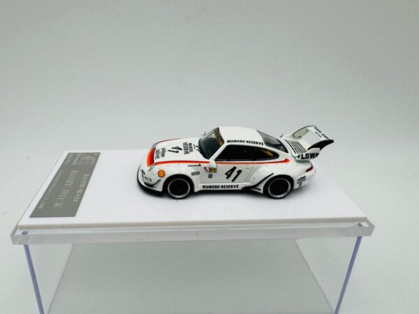 XKE 1:64 PORSCHE RWB 993 41 – Image 2