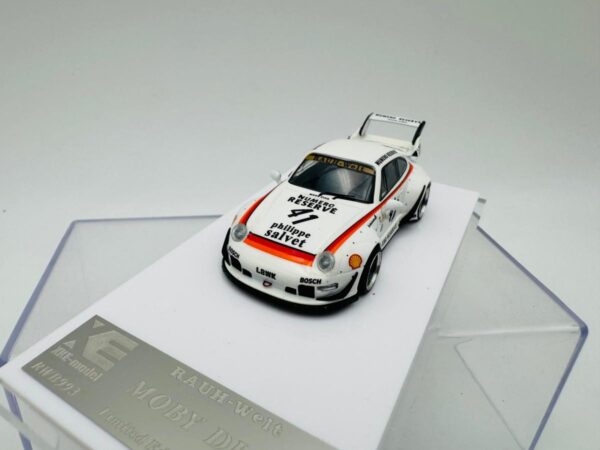 XKE 1:64 PORSCHE RWB 993 41 – Image 3