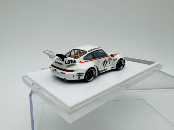 XKE 1:64 PORSCHE RWB 993 41 – Image 4