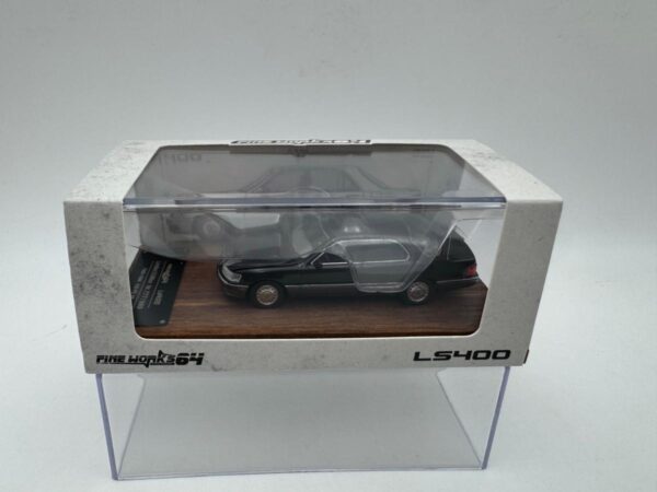 FINE WORKS64 1:64 LEXUS LS400 - Image 5