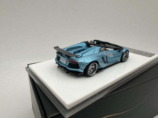 RHINO MODEL 1:64 LAMBORGHINI LP720-4 ROADSTER LBWK - Image 5