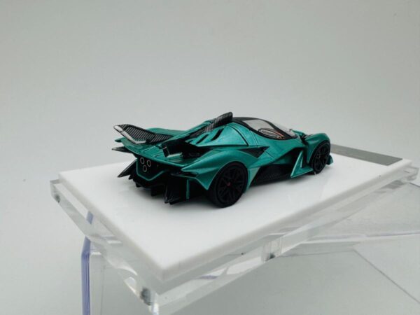DMH 1:64 PROJECT EVO GERMAN SUPERCAR GREEN - Image 4