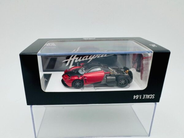 HKM 1:64 PAGANI HUAYRA COUPE DARK RED