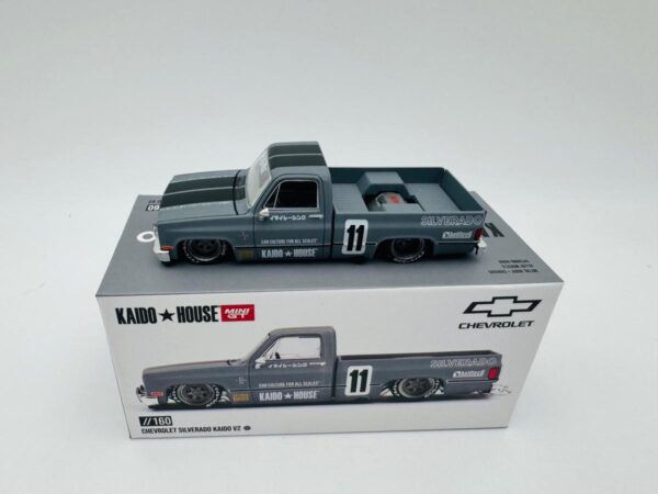 MINI GT 1:64 CHEVROLET SILVERADO KAIDO V2 160