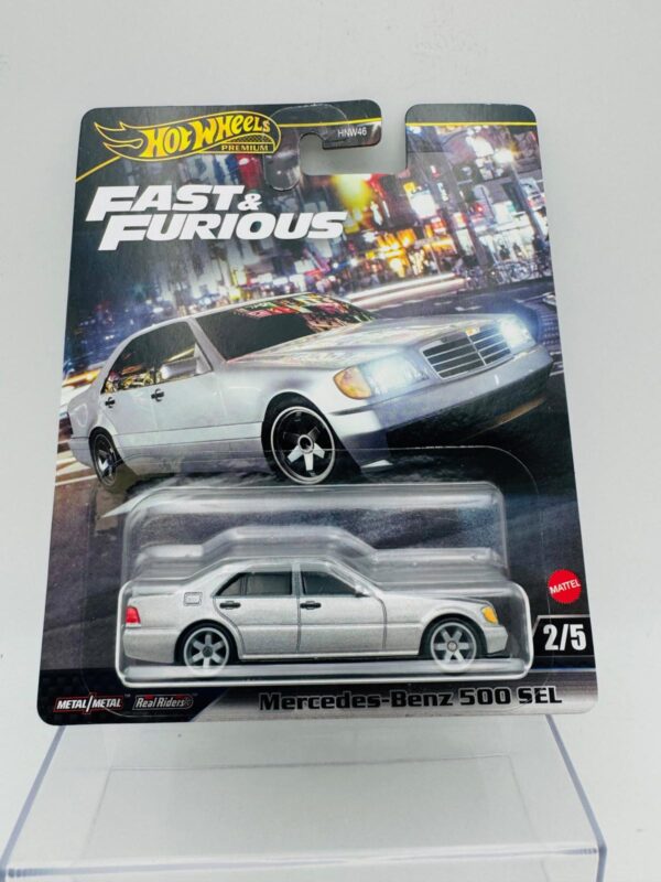 HOTWHEELS 1:64 MERCEDES BENZ 500 SEL