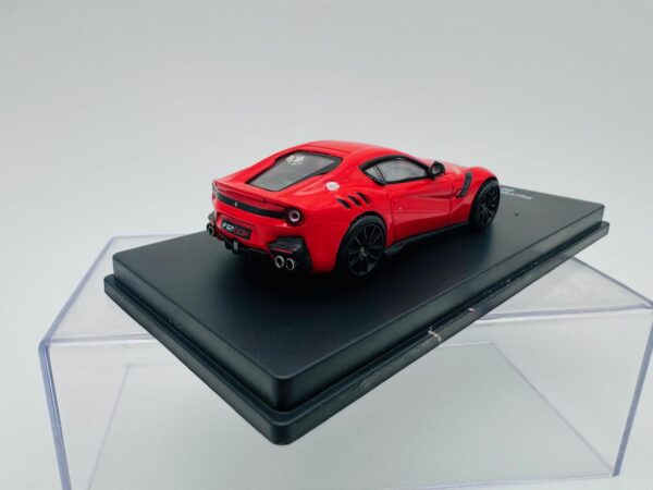 OEM 1:64 FERRARI F12 TDF 2015 - Imagen 3