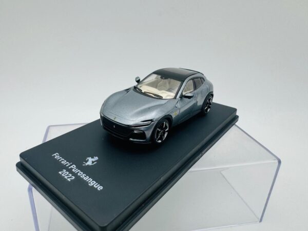 OEM 1:64 FERRARI PUROSANGUE 2022