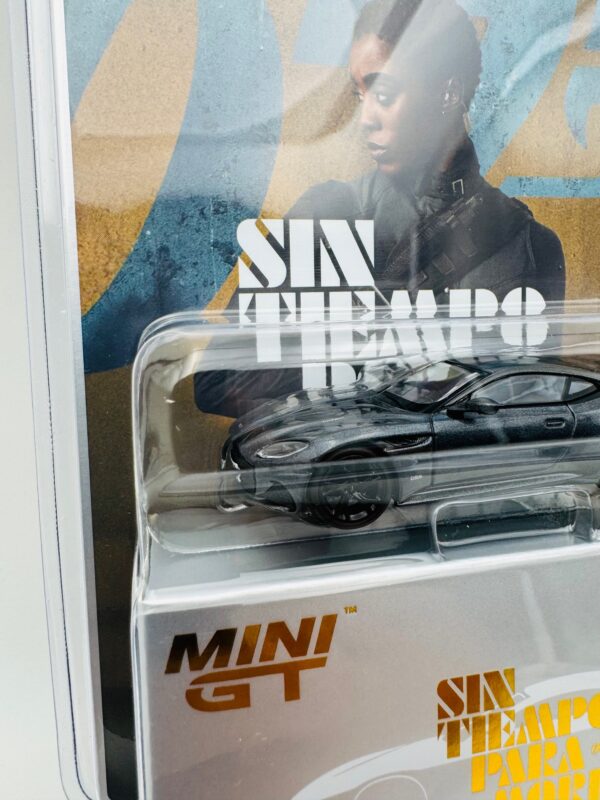 MINI GT 1:64 ASTON MARTIN DBS 007 – Image 2