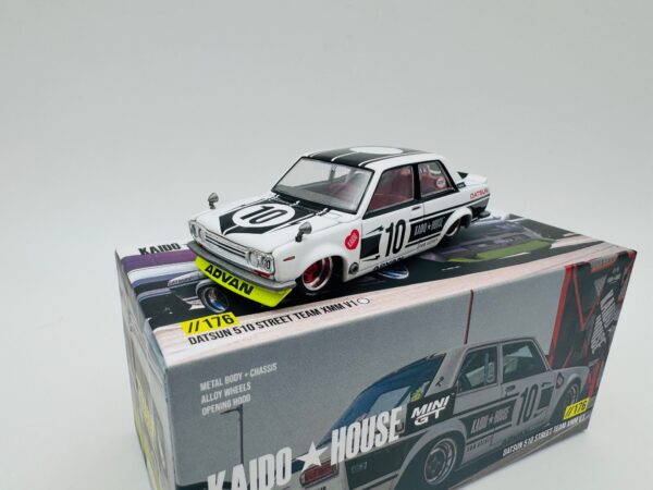 MINI GT 1:64 DATSUN 510 STREET TEAM XMV V1  176 - Image 2