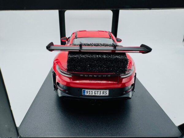 SOLIDO 1:18 PORSCHE 911 GT3 RS ROJO 2024 - Imagen 4