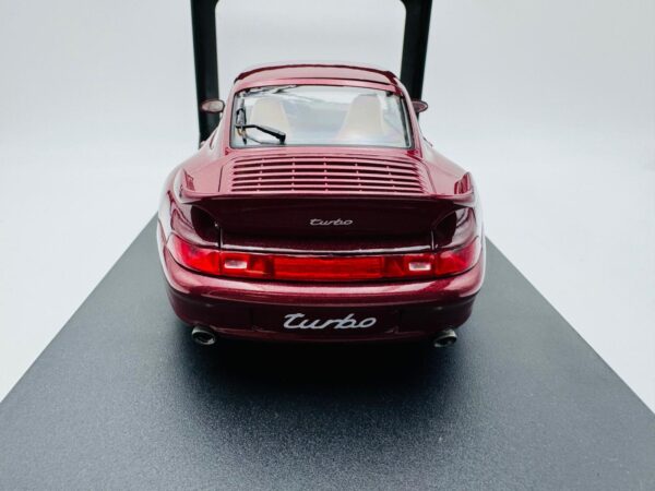 SOLIDO 1:18 PORSCHE 993 TURBO ARENA RED 1997 - Imagen 6