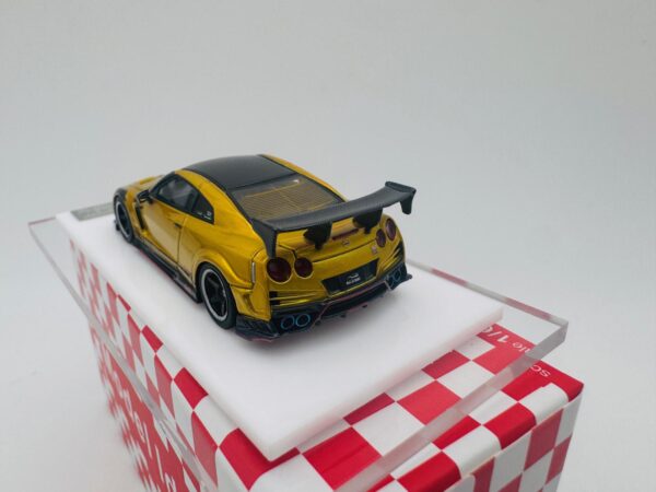 MODEL IDEA 1:64 NISSAN GTR R35 TOP SECRET TAO GOLD – Bild 4