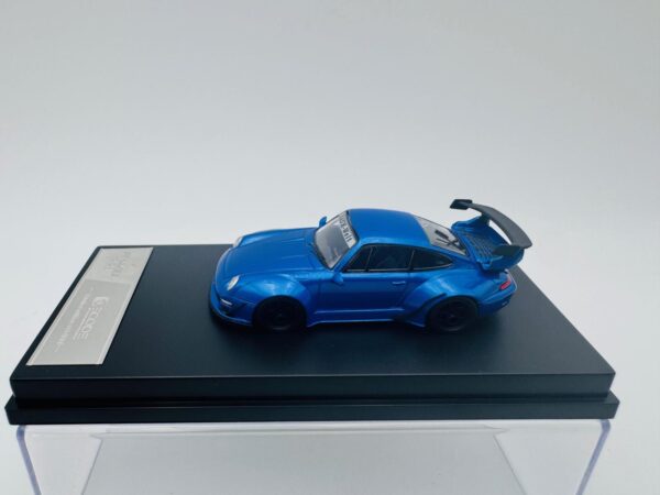 DECODE 1:64 PORSCHE RWB 993 BLUE