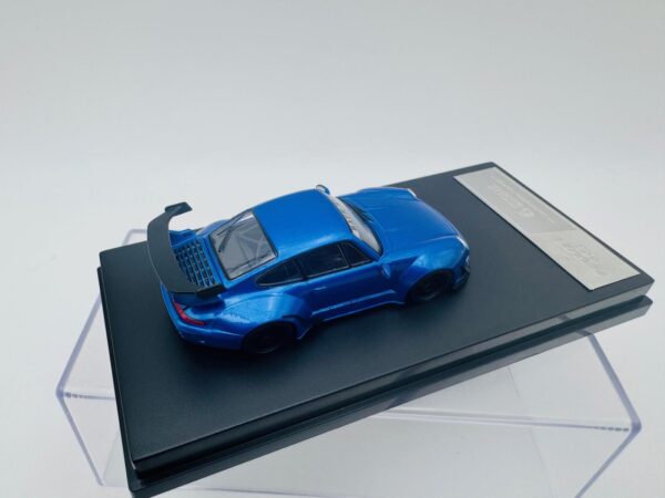 DECODE 1:64 PORSCHE RWB 993 BLUE – Bild 4
