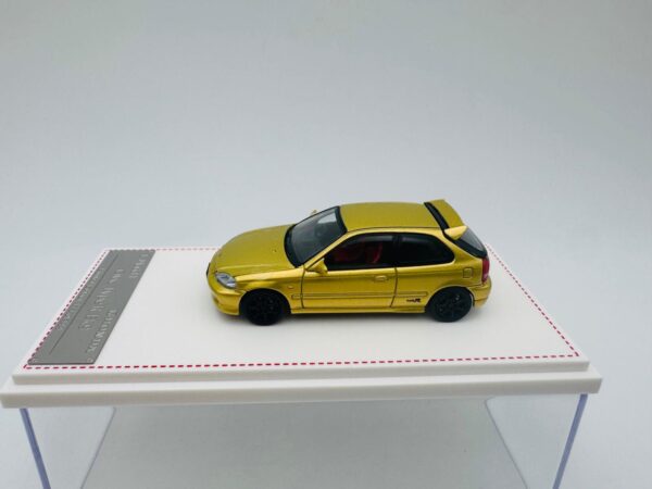 MODEL ONE 1:64 HONDA CIVIC TYPE R EK9 GOLD - Imagen 3