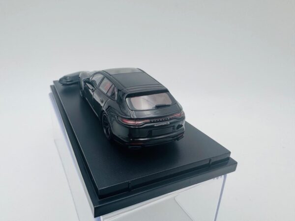 RHINO MODEL 1:64 PORSCHE PANAMERA BLACK - Imagen 4