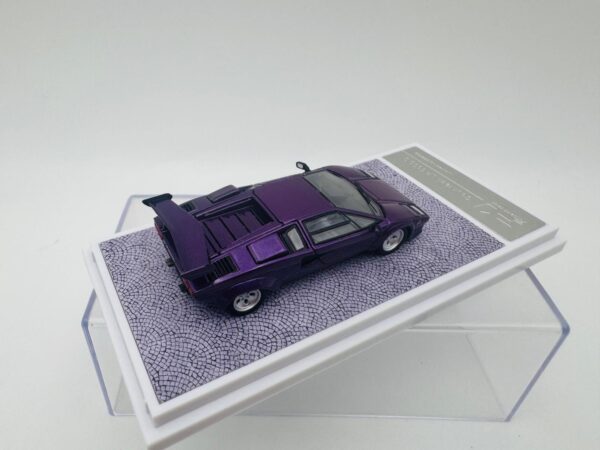 FINDCLASSIC 1:64 LAMBORGHINI COUNTACH LP50005 METALLIC PURPLE - Imagen 4