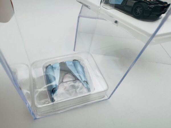 HKM 1:64 PAGANI HUAIRA COUPE ICE BLUE - Imagen 5