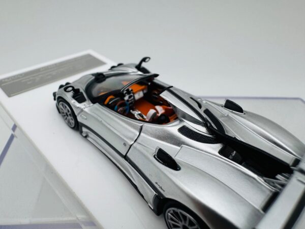 HKM 1:64 PAGANI ZONDA 760 HARDTOP SILVER - Imagen 5