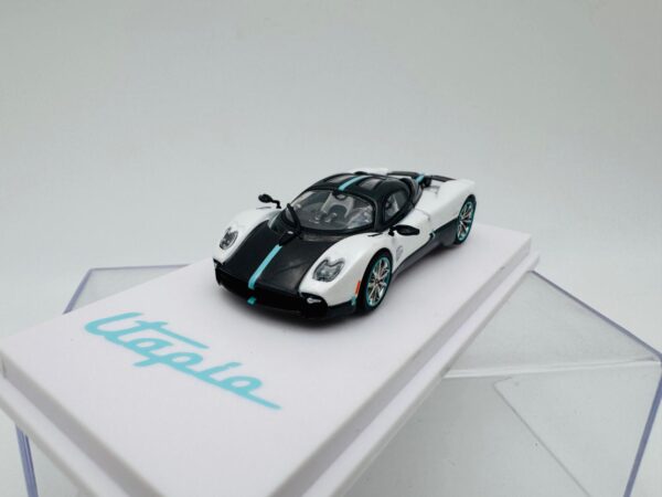 CM MODEL 1:64 PAGANI UTOPIA PEARL WHITE - Imagen 3