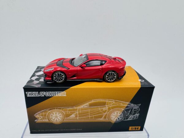 TOC 1:64 FERRARI 812 COMPETIZIONE RED