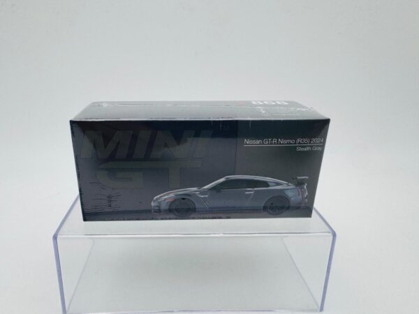 MINI GT 1:64 NISSAN GTR NISMO R35 2024  NOVEDAD
