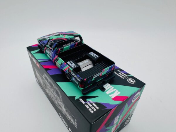 MINI GT 1:64 CHEVROLET SILVERADO KAIDO HKS V1 174  NOVEDAD - Imagen 3