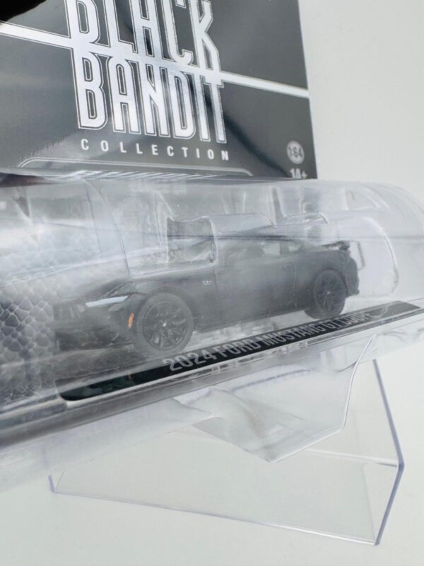 GREENLIGHT 1:64 FORD MUSTANG GT COUPE 2024 - Imagen 2