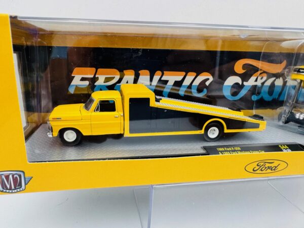 M2 MACHINES 1:64 FORD F350 AND MUSTANG FUNNY CAR - Imagen 2